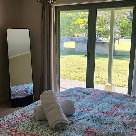 Pinegrove Cottages - Unit1 Twizel Bagian luar foto