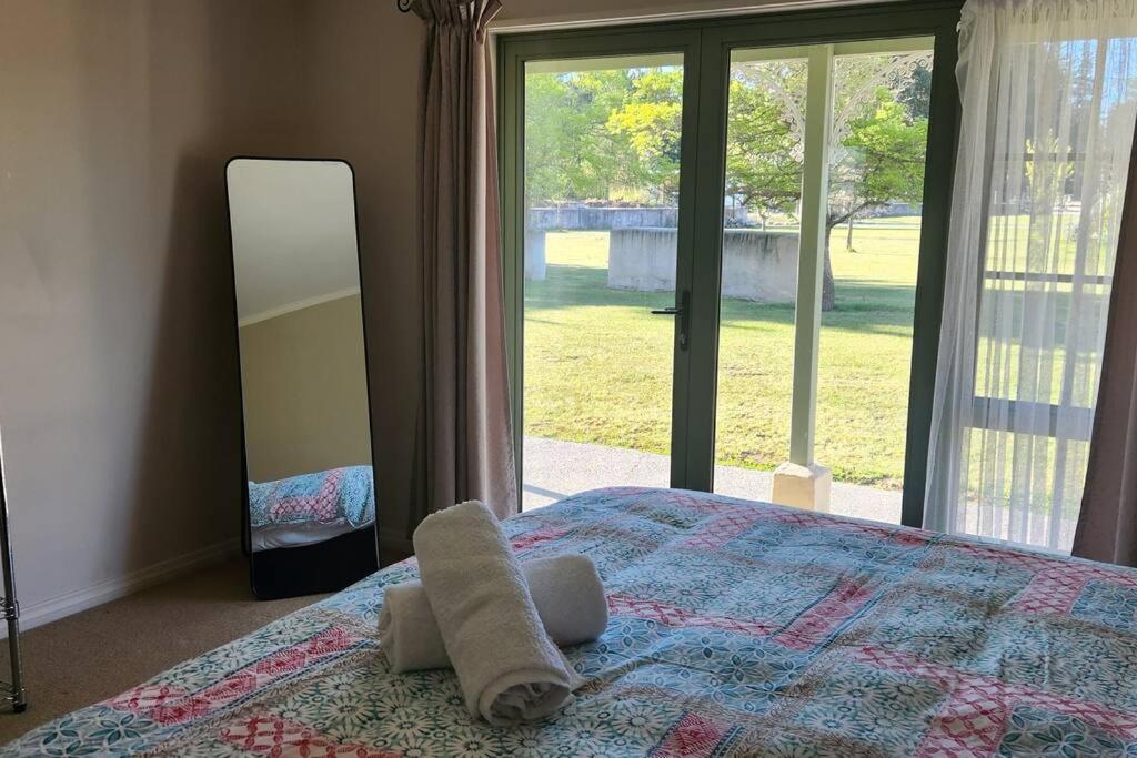 Pinegrove Cottages - Unit1 Twizel Bagian luar foto